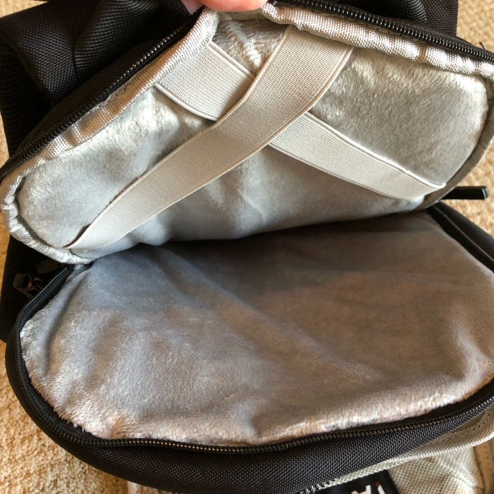 Taskin Premium Laptop Backpack - Picture 8 of 11